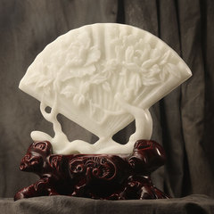 琦玉坊和田玉花开富贵扇子摆件